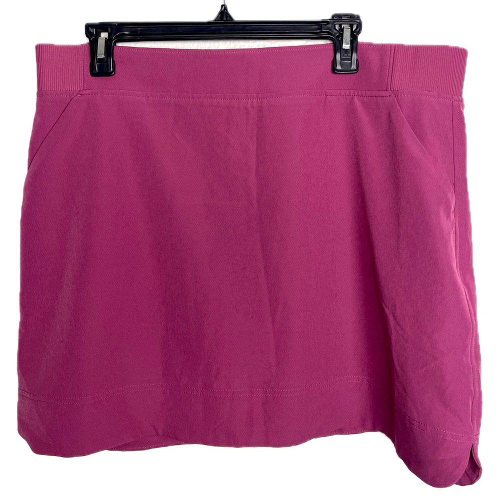 32 Degrees Cool Skort XL in Scarlet Oak